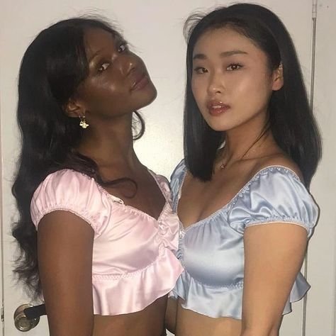Aiko and Nia