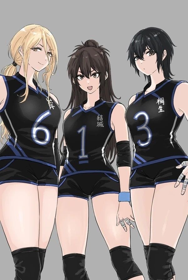 Ayaka(No.6), Haruna(No.1)and Kirise(No.3)